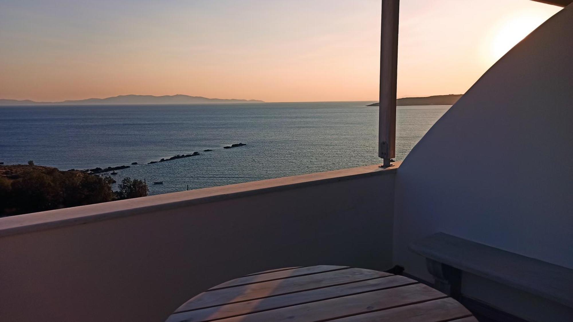 Aegean Dream Apartments Tínos Extérieur photo