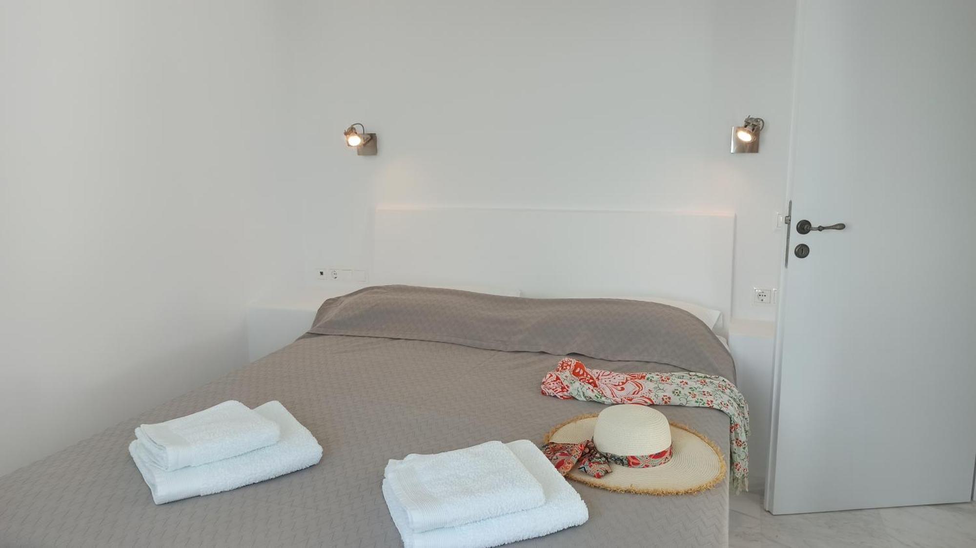 Aegean Dream Apartments Tínos Extérieur photo