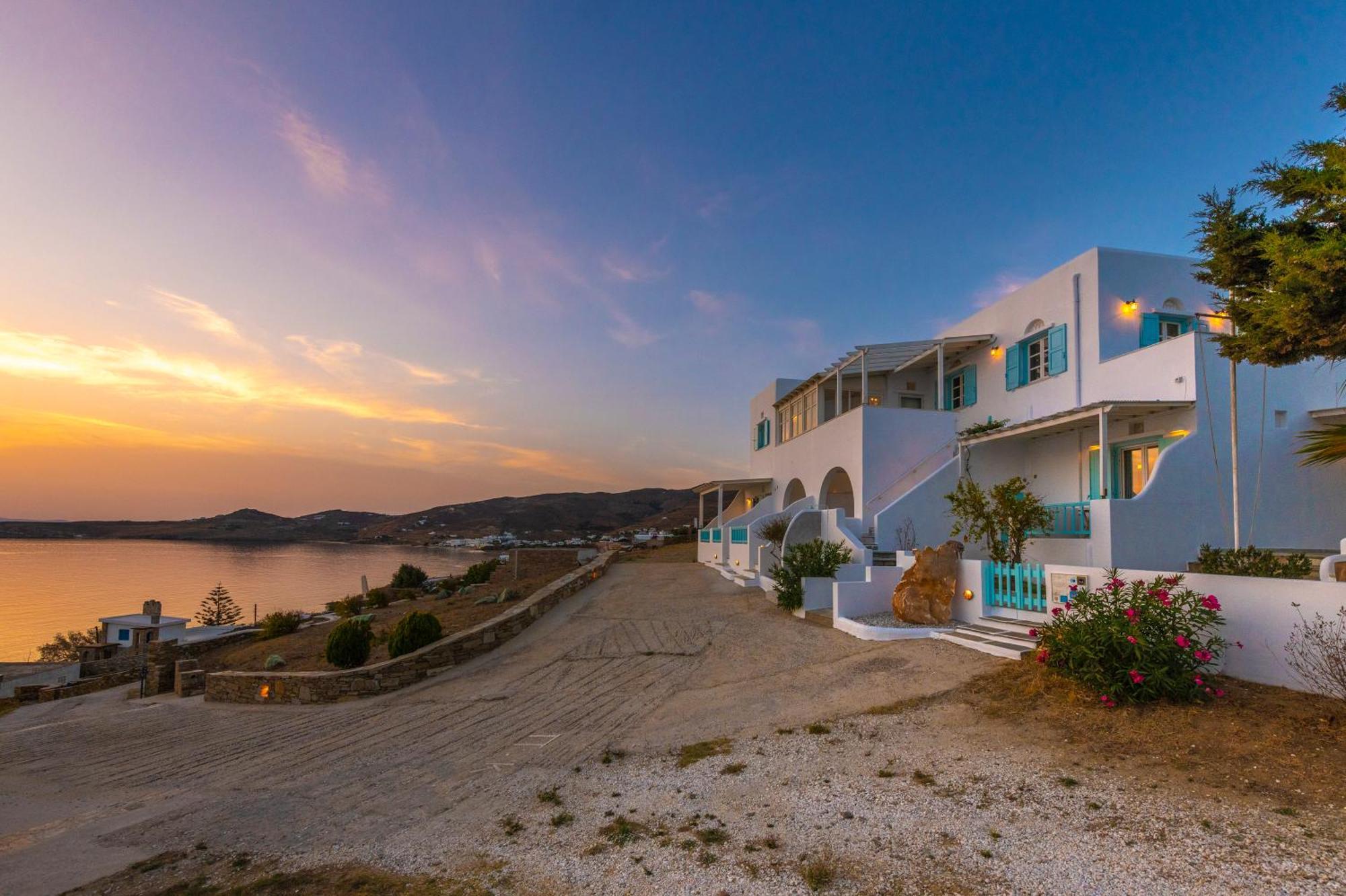 Aegean Dream Apartments Tínos Extérieur photo